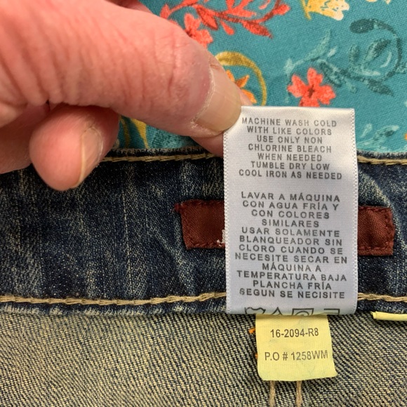 Jordache Bootcut Jeans Size 12 - Picture 5 of 7